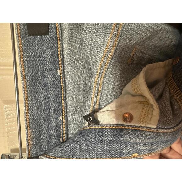 7 For All Mankind button fly, Straight leg Josefina Jeans - Picture 5 of 6